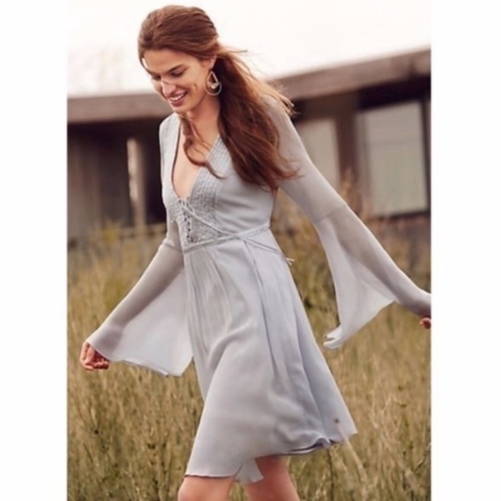 Ghost London Blue Gray Boho Chic Peasant Lace Up Bell Sleeve Dress AG21
